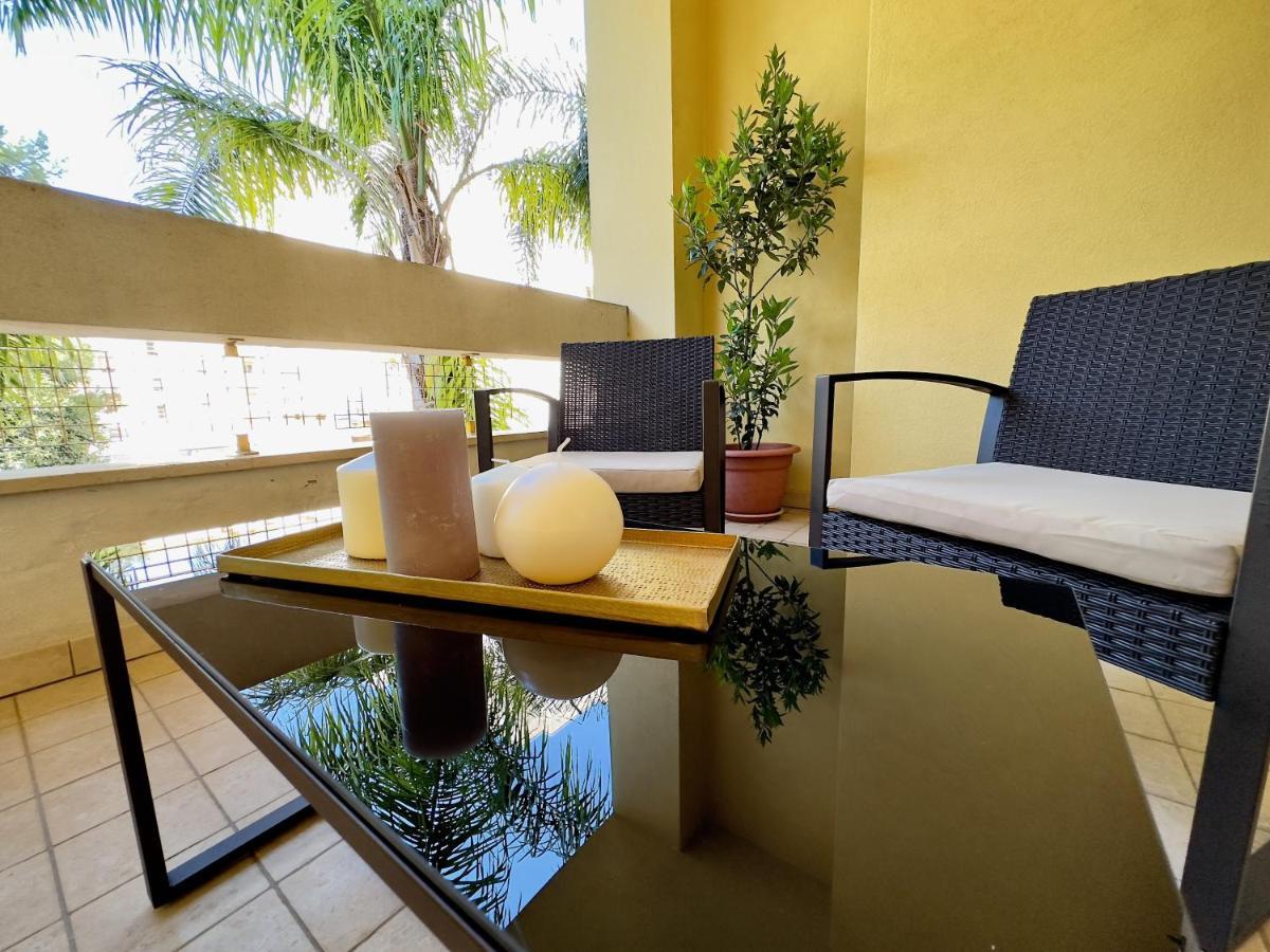 Salento Sweet Home - Obelisco Luxury Apartment Lecce Kültér fotó